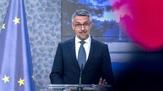 Ministr obrany Lubomír Metnar (za ANO) Ministr obrany Lubomír Metnar (za ANO)