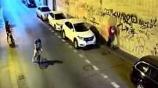 Muž ukradl batoh z auta, policie ho dopadla týž den Muž ukradl batoh z auta, policie ho dopadla týž den