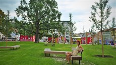 Nově otevřený park na Mendlově náměstí v Brně. Nově otevřený park na Mendlově náměstí v Brně.