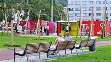 Nově otevřený park na Mendlově náměstí v Brně. Nově otevřený park na Mendlově náměstí v Brně.
