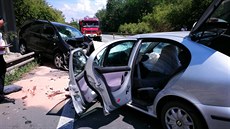 Kvůli nehodě dvou osobních aut u Jaroměře byla uzavřena frekventovaná státní... Kvůli nehodě dvou osobních aut u Jaroměře byla uzavřena frekventovaná státní...