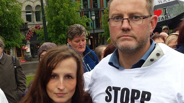 Tor Age Berglid s Evou Michalákovou na demonstraci v Norsku. Tor Age Berglid s Evou Michalákovou na demonstraci v Norsku.