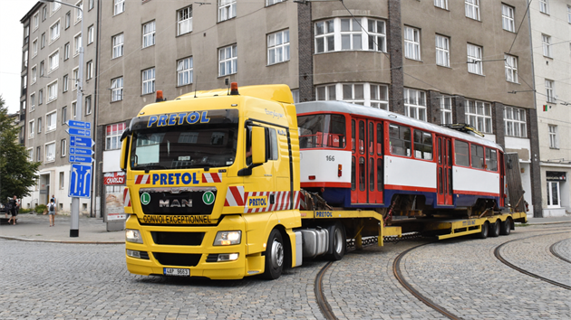 Z Olomouce do Jihlavy tramvaj cestovala 26. července.