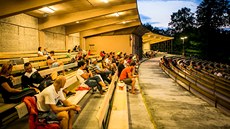 Letní kino v Českých Budějovicích navštívilo za červenec přes tři tisíce lidí. Letní kino v Českých Budějovicích navštívilo za červenec přes tři tisíce lidí.