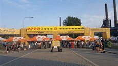 Vítejte na Colours of Ostrava 2018. Pohled na hlavní festivalovou bránu... Vítejte na Colours of Ostrava 2018. Pohled na hlavní festivalovou bránu...