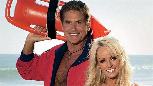 Herec David Hasselhoff s o 28 let mlad manelkou Hayley