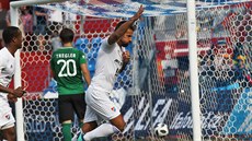 Ostravský útočník Milan Baroš oslavuje vstřelenou branku do sítě Příbrami. Ostravský útočník Milan Baroš oslavuje vstřelenou branku do sítě Příbrami.