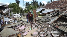 Silné zemtesení zasáhlo severní ást Lomboku. (7. srpna 2018)