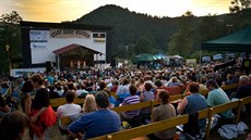 Festival Starý dobrý western se na Bystřičce koná už 20 let. Festival Starý dobrý western se na Bystřičce koná už 20 let.