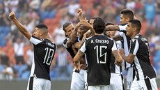 Gólová radost fotbalistů PAOK Soluň. Gólová radost fotbalistů PAOK Soluň.