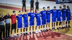 Čeští basketbalisté do 18 let před čtvrtfinále se Slovinskem. V červeném... Čeští basketbalisté do 18 let před čtvrtfinále se Slovinskem. V červeném...