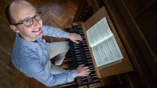 Varhaník a předseda spolku Provarhany Pavel Svoboda. Varhaník a předseda spolku Provarhany Pavel Svoboda.