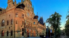 Městské lázně v Liberci byly postaveny na přelomu 19. a 20. století a téměř sto... Městské lázně v Liberci byly postaveny na přelomu 19. a 20. století a téměř sto...