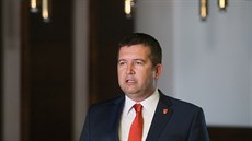 Ministr vnitra Jan Hamáček na tiskovém briefingu po příletu z Damašku, kde ČR... Ministr vnitra Jan Hamáček na tiskovém briefingu po příletu z Damašku, kde ČR...