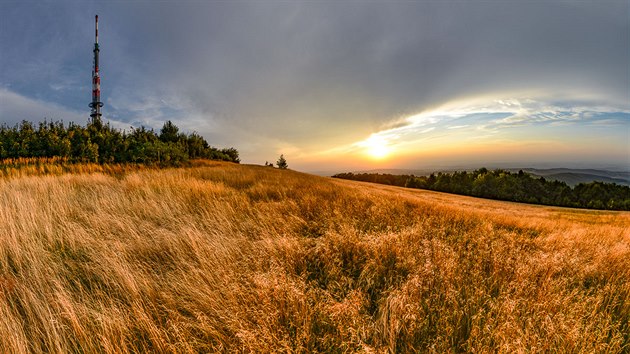 Západ slunce na Velké Javořině Západ slunce na Velké Javořině