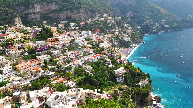 Amalfinská riviéra. Pohled na Positano Amalfinská riviéra. Pohled na Positano