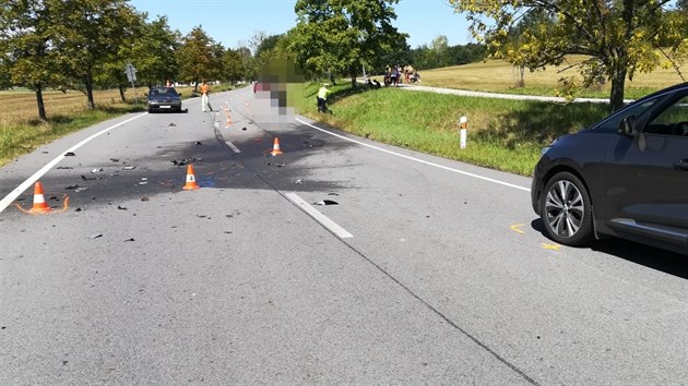 Nehoda motork mezi Hlubokou nad Vltavou a Municemi (11. srpna 2018).
