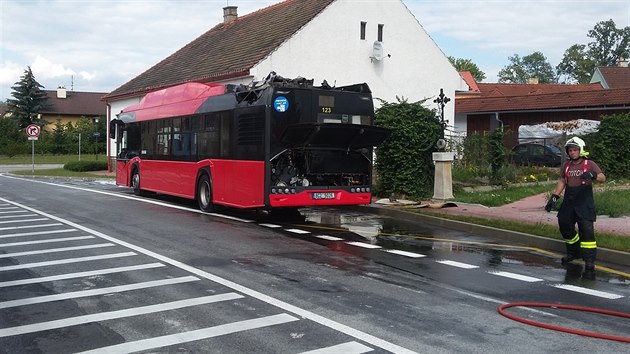 V Hrdjovicch u eskch Budjovic hoel autobus MHD.