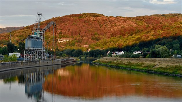 Sucho ni stromy i v st nad Labem.