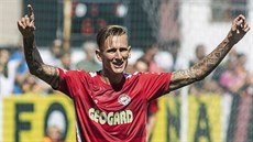 Záložník Tomáš Froněk z Chrudimi. Záložník Tomáš Froněk z Chrudimi.