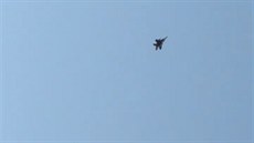 Stíhaka F-15 vyslaná za ukradeným letadlem spolenosti Horizon Air (10. srpna...