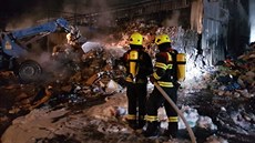 Škody po pátečním požáru se odhadují na dvacet milionů korun. Narušená je... Škody po pátečním požáru se odhadují na dvacet milionů korun. Narušená je...
