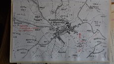 Mapa z vyetovacího spisu VB pesn identifikuje místo dopadu vrtulníku MI-4....
