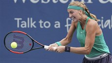 Česká tenistka Petra Kvitová returnuje ve čtvrtfinále turnaje v Cincinnati. Česká tenistka Petra Kvitová returnuje ve čtvrtfinále turnaje v Cincinnati.