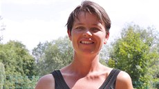 Ivana Hluštíková z Loun chodí už několik let bez bot. Ivana Hluštíková z Loun chodí už několik let bez bot.