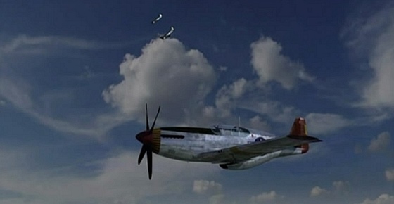 Charles E. McGee bhem mise 24. srpna 1944 v epizod seriálu Stíhai v boji.
