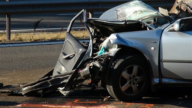 Osobní auto se srazilo na dálnici D5 nedaleko Berouna s konm. idi zemel,...