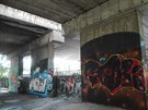 Depo linky B neexistujícího bratislavského metra, ale naděje, že i ve slovenské metropoli se bude jezdit v podzemce jsou jen je otázkou kdy se začne budovat první úsek a odkud kam? Depo linky B neexistujícího bratislavského metra, ale naděje, že i ve slovenské metropoli se bude jezdit v podzemce jsou jen je otázkou kdy se začne budovat první úsek a odkud kam?