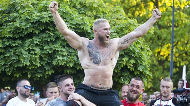 V Přerově se utkali siláci v klání World's Ultimate Strongman Championship do... V Přerově se utkali siláci v klání World's Ultimate Strongman Championship do...