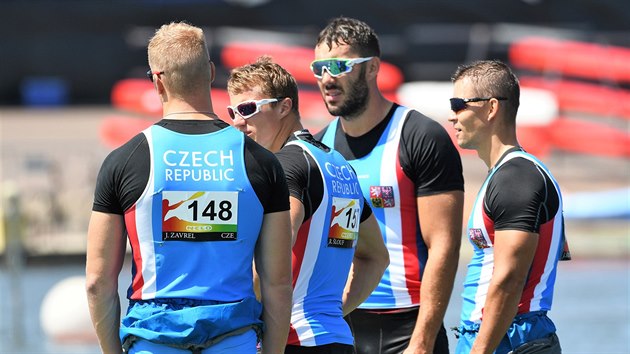 esk tykajak ve sloen Jakub Zavel, Radek louf, Josef Dostl a Jan trba ve finle na 500 m na MS v Portugalsku.