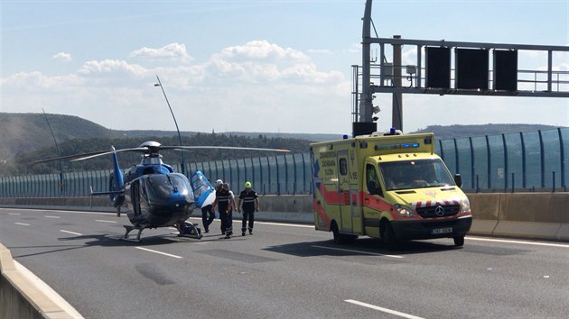 Lochkovsk tunel uzavela nehoda kamionu a osobnho auta (20.8.2018)