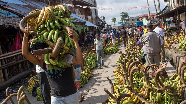 Trh v amazonsk metropoli Iquitos v Peru