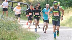 David Pecina (v popředí) se stal vítězem vytrvaleckého závodu Jizerská 50 RUN. David Pecina (v popředí) se stal vítězem vytrvaleckého závodu Jizerská 50 RUN.