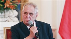 Prezident Miloš Zeman hovoří na setkání s českými velvyslanci. (29. srpna 2018) Prezident Miloš Zeman hovoří na setkání s českými velvyslanci. (29. srpna 2018)