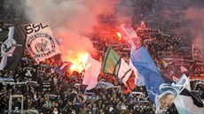CURVA NORD. Ultras Lazia Řím při utkání italské fotbalové ligy. CURVA NORD. Ultras Lazia Řím při utkání italské fotbalové ligy.