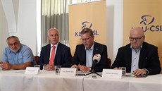 Lidovečtí kandidáti do Senátu při startu volební kampaně - šéf senátního klubu... Lidovečtí kandidáti do Senátu při startu volební kampaně - šéf senátního klubu...