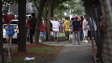 Požár bytového domu v Chicagu si vyžádal osm mrtvých včetně šesti dětí (26.... Požár bytového domu v Chicagu si vyžádal osm mrtvých včetně šesti dětí (26....