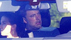 Ben Affleck na cest do léebny (Los Angeles, 22. srpna 2018)