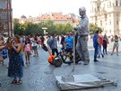 Nové typy levitace na Staroměstském náměstí. Nové typy levitace na Staroměstském náměstí.