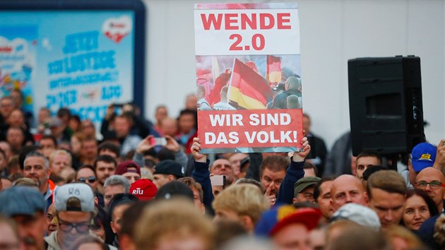 Lid pi protestech, kter v Chemnitzu po vrad ptaticetiletho mue svolalo pravicov hnut Pro Chemnitz (30. srpna 2018)