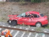 Mrtvou ženu v autě našli dnes po poledni pracovníci drah v Plasích na Plzeňsku. Mrtvou ženu v autě našli dnes po poledni pracovníci drah v Plasích na Plzeňsku.