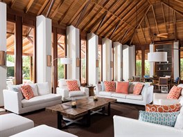 Interiér ve stylu elegantní karibské moderny