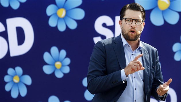 f vdskch demokrat Jimmie Akesson agituje v Sundsvallu (17. srpna 2018)