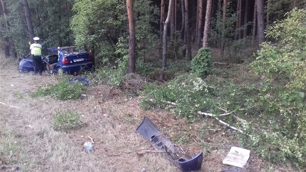Auto sjelo z dlnice D4 do lesa. (7.9.2018)
