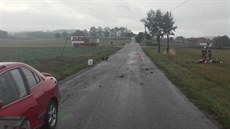Řidič vozu Hyundai přejel do protisměru, kde srazil motorkářku. Řidič vozu Hyundai přejel do protisměru, kde srazil motorkářku.