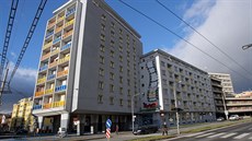 Výtah v domě na českobudějovickém Mariánském náměstí zapálil neznámý žhář. Výtah v domě na českobudějovickém Mariánském náměstí zapálil neznámý žhář.
